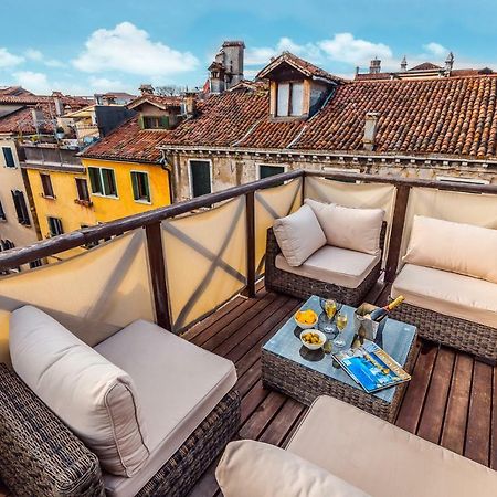 ヴェネツィアCa' Del Teatro Terrace In San Marco Districtアパートメント エクステリア 写真
